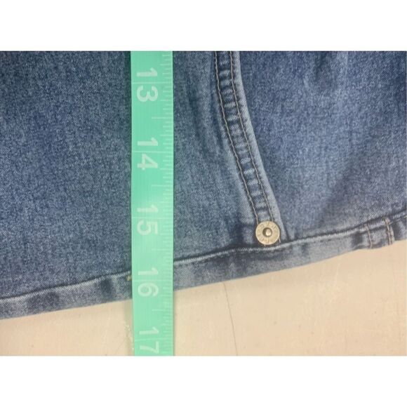 Vintage DKNY Capris Jeans - Picture 10 of 10